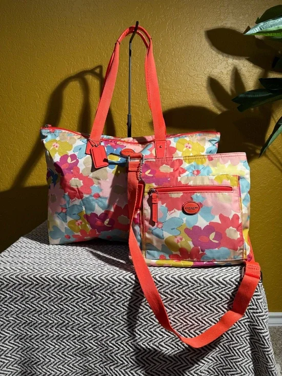 Coach 3pc Getaway Floral Travel Set Weekender Pouch & Crossbody - Picture 1 of 16